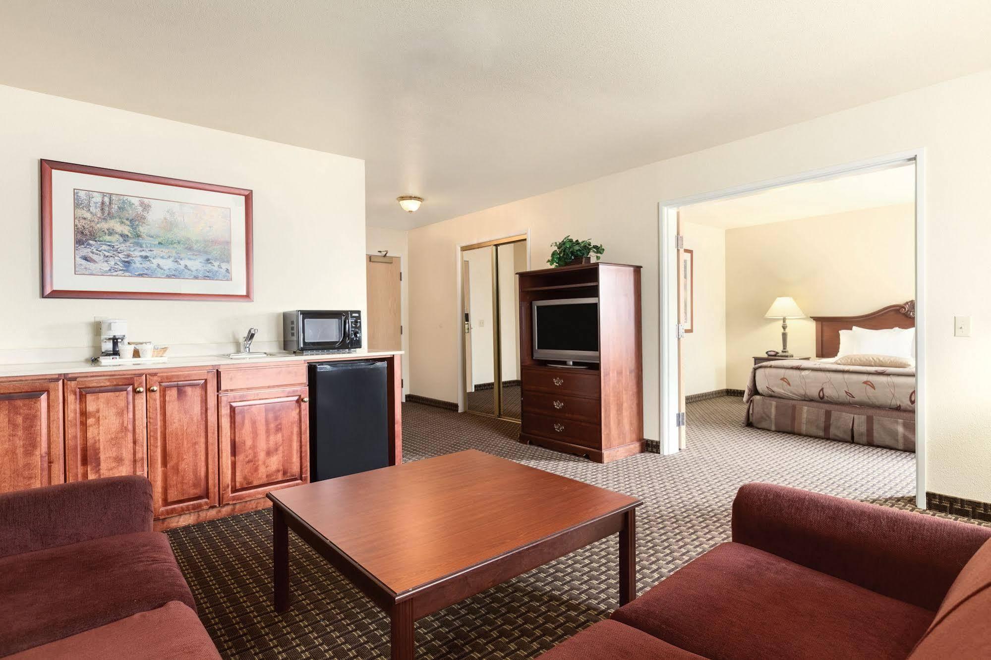 Comfort & Hotel Susanville